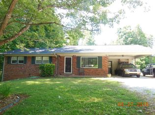 430 Arrowhead Trl, Marion, NC 28752