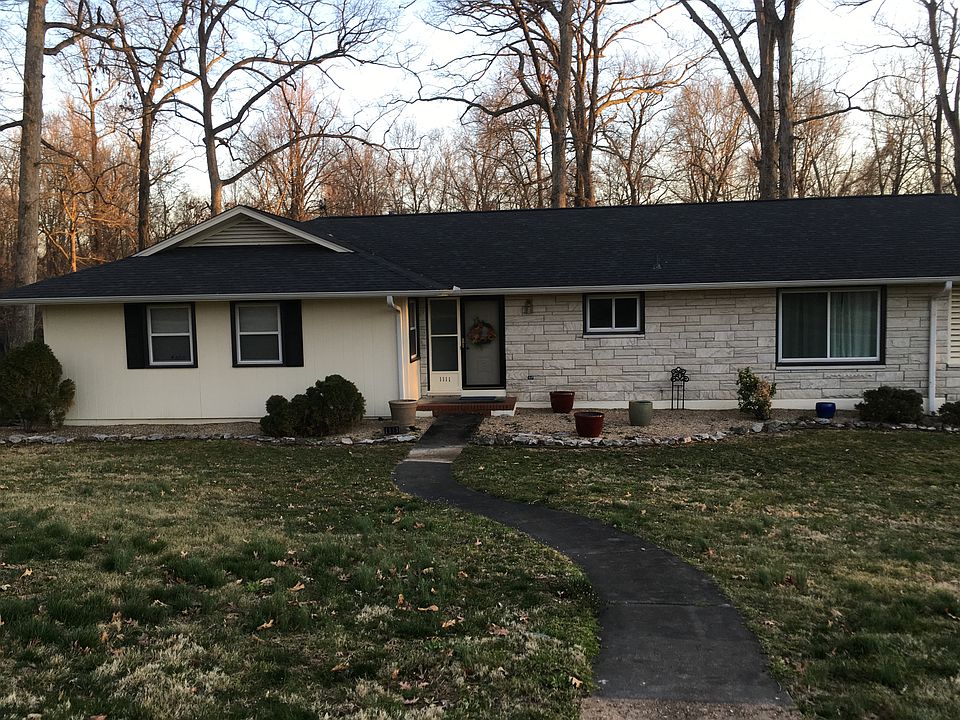 1st image of 1111 Shady Ln