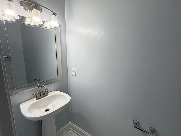 2731 Townes Dr #1 — Photo 5