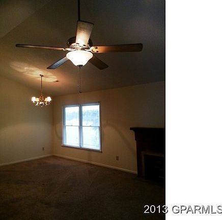 4th image of 141 E Victoria Court