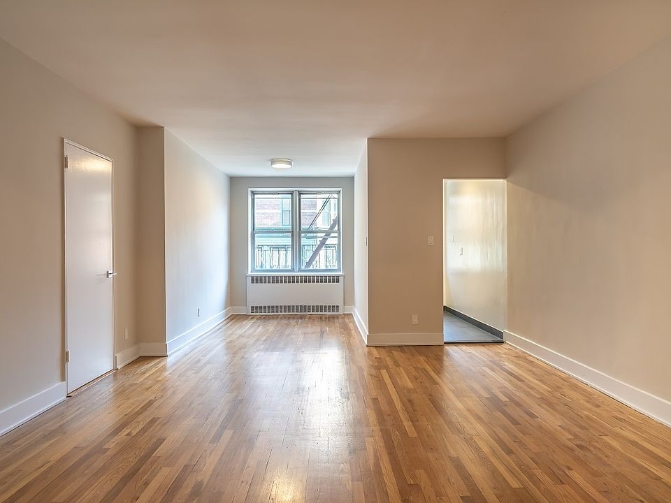 1st image of 780 Greenwich St #3RR