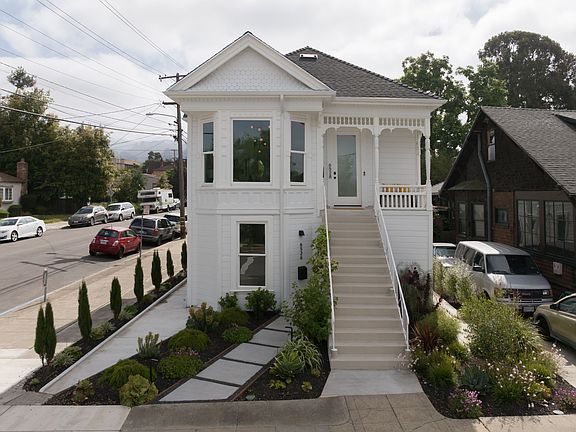 2nd image of 6528 Raymond St #6526