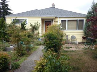 4136 SW Elmgrove St, Seattle, WA 98136