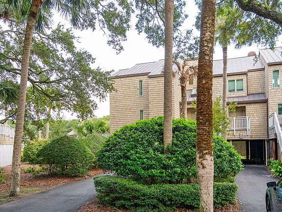 3rd image of 4383 Sea Forest Dr