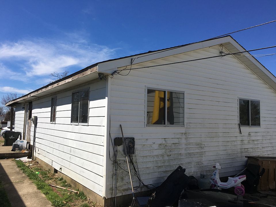 1st image of 904 W Sheridan St