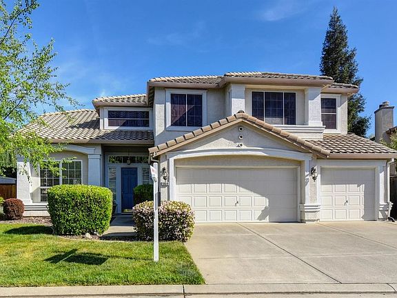 2nd image of 1859 Sunningdale Dr