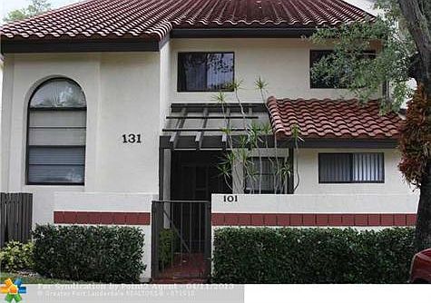 3rd image of 10431 S Circle Lake Dr APT 101