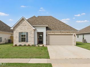 790 Venecia Dr, Bossier City, LA 71111