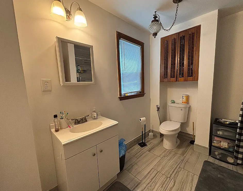 3 bed, 9999 sqft, $3,600 — Photo 3