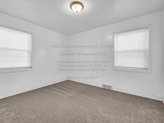 5th image of 19467 Rutherford St