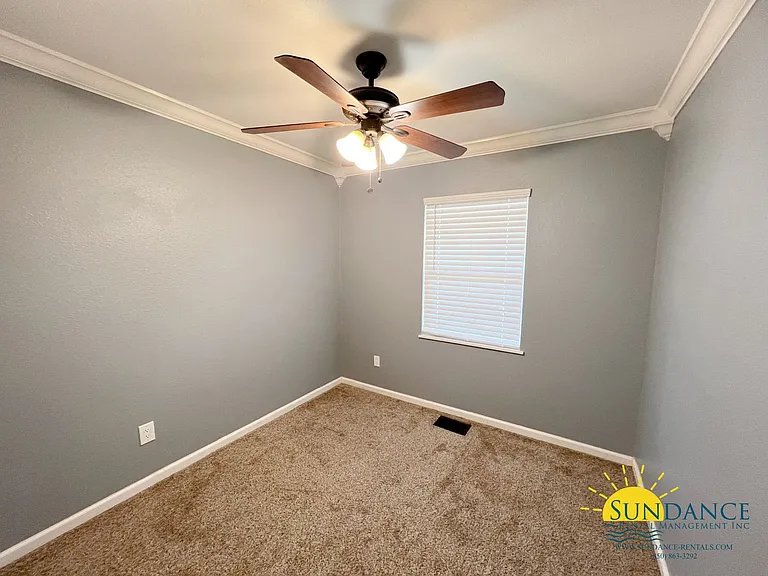 132 Sotir St NW — Photo 21