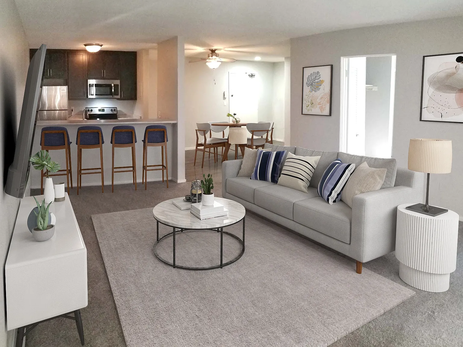 Lexington Hills Apartments — Photo 4