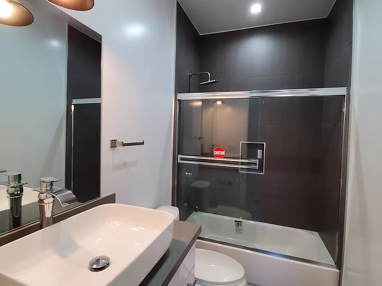 2337 1/2 Crenshaw Blvd #2337-1/2 — Photo 9