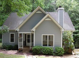 7906 Lake Shore Ct, North Chesterfield, VA 23235