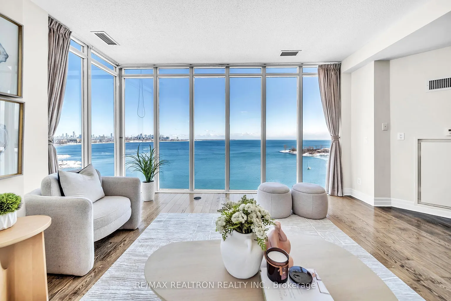 58 Marine Parade Dr #1203 photo 1