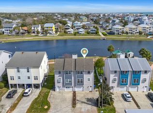 304 Columbia Ave #B, Carolina Beach, NC 28428