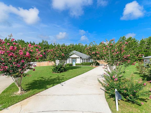 2nd image of 3038 Hidden Oaks Dr