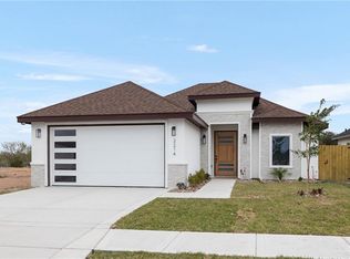 2214 N Revolution St, Edinburg, TX 78541