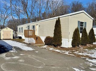 1943 Stewartstown Rd, Stewartstown, PA 17363