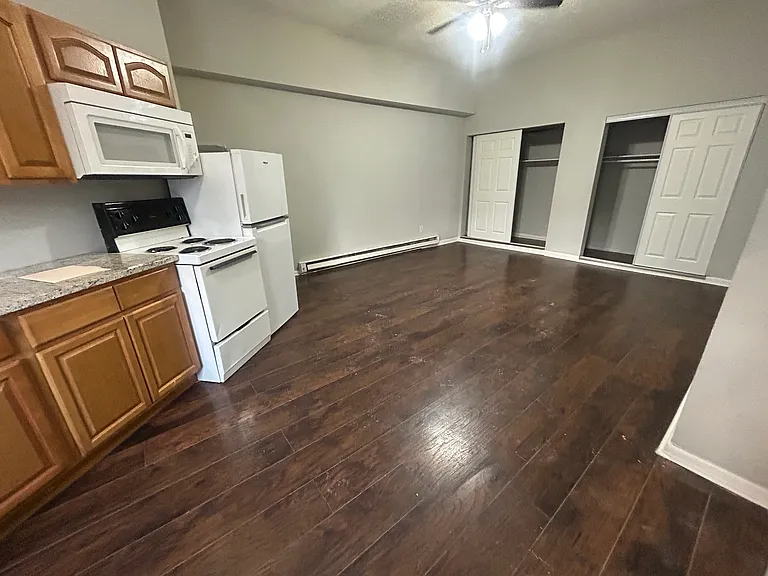3515 Indian Queen Ln #E2 — Photo 8