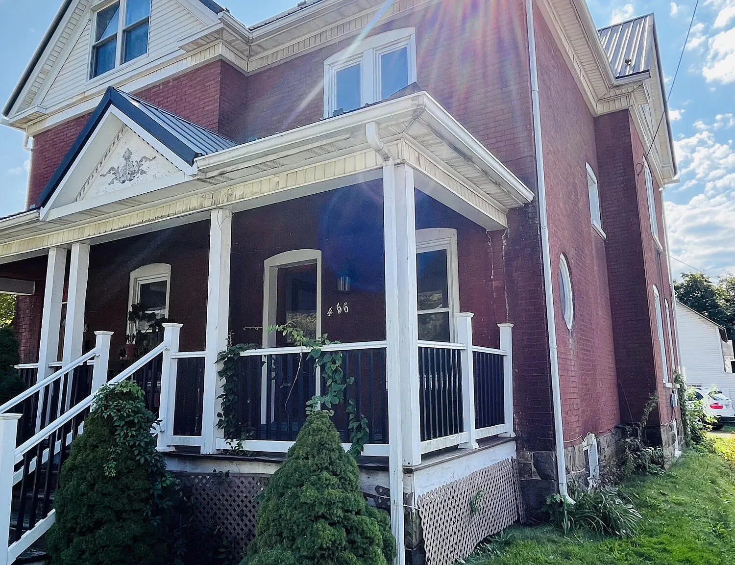 2 bed, 1.0 bath, 1216 sqft, $1,150 — Photo 3