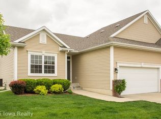 997 SE Waterview Cir, Waukee, IA 50263