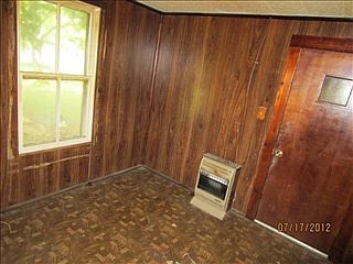 2nd image of 142 Northwest Blvd