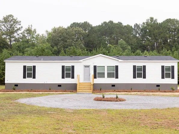311 Stacy Ln, Moncks Corner, SC 29461