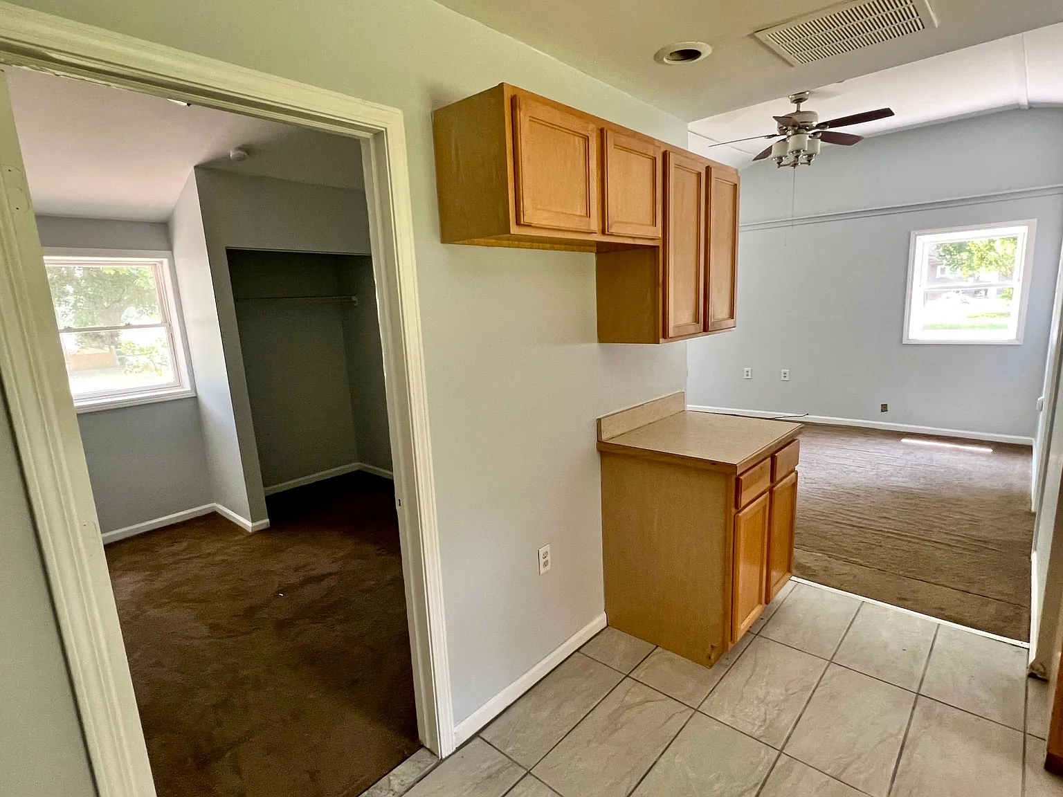 3 bed, $1,850 — Photo 3