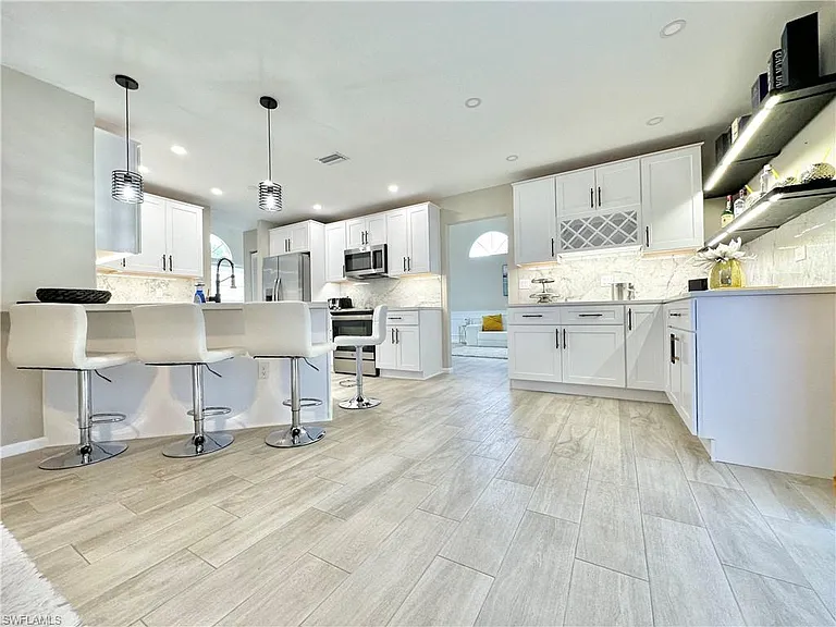 3639 Kent Dr — Photo 15