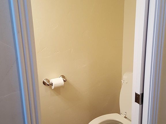 3rd image of 283 E Ailee Ln
