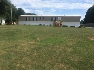 1005 Lake Shadow Dr, Dallas, NC 28034