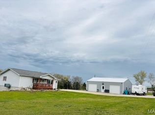 119 Highway U, Steelville, MO 65565