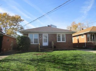 5270 E 135th St, Garfield Heights, OH