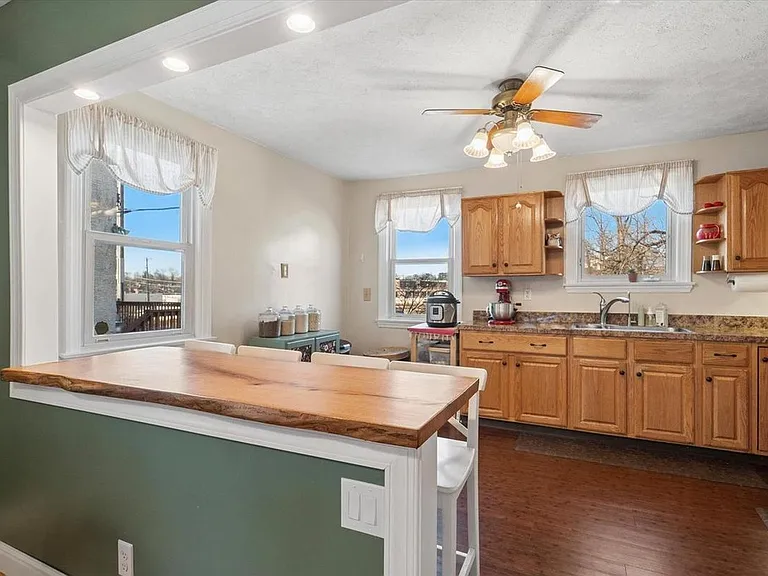 8016 Arlington Ave — Photo 10