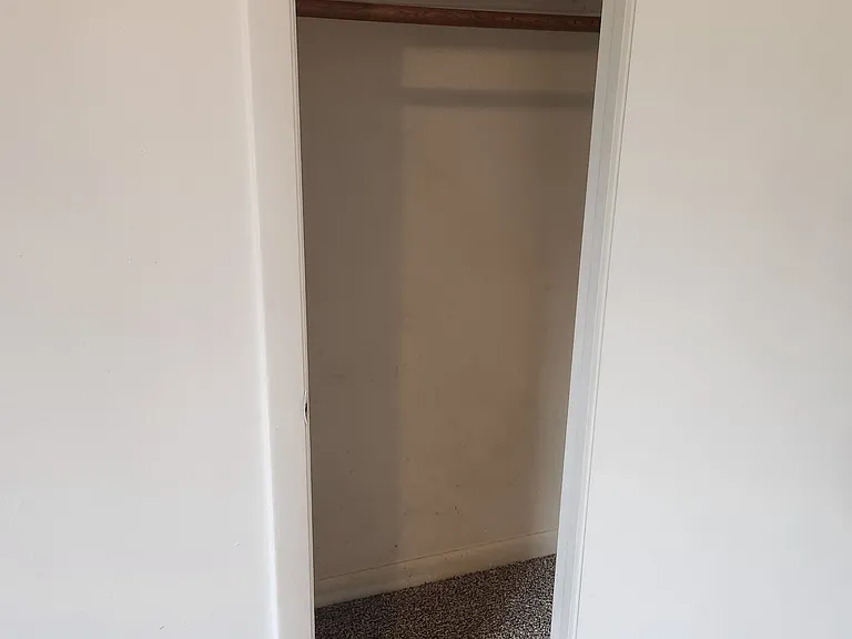 406 E Moler Ave #1 — Photo 9
