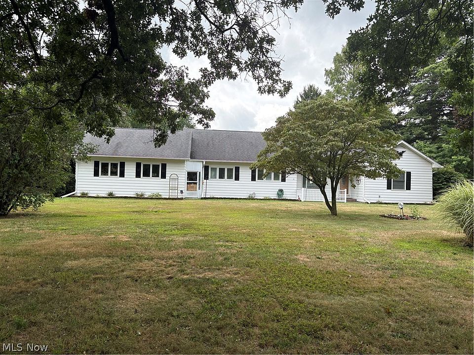 2nd image of 4580 Middle Ridge Rd