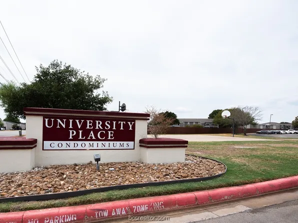 523 Parkway #102, College Station, TX 77840