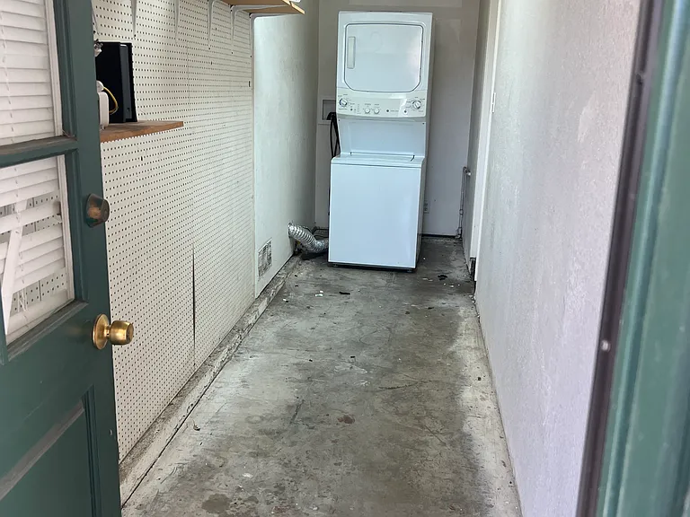 5471 Temple City Blvd — Photo 35