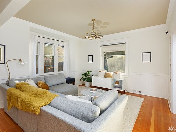 5th image of 13940 51st Ave S