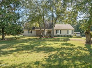 74 W Sweetwater Rd, Byhalia, MS 38611
