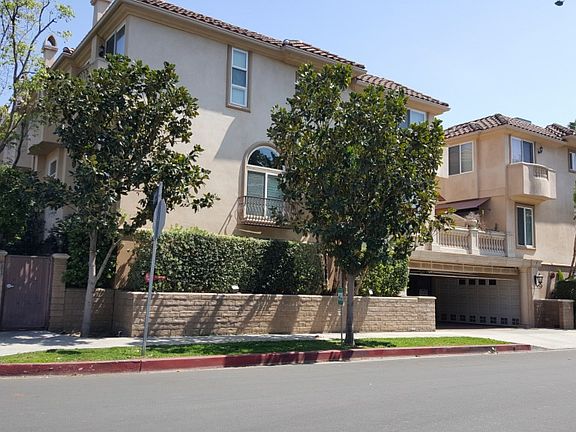 2nd image of 5550 Ventura Canyon Ave APT 106