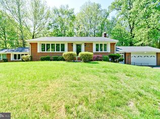 4905 Stan Haven Rd, Temple Hills, MD 20748