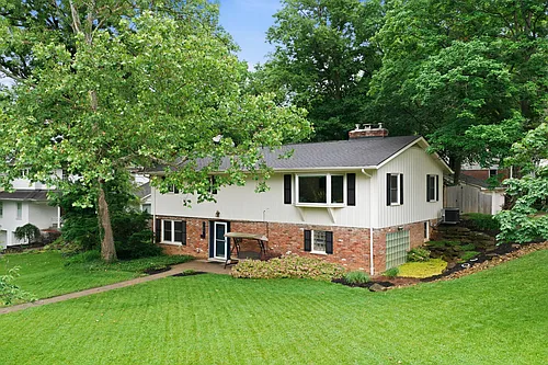 1204 Forest Ct Photo 1