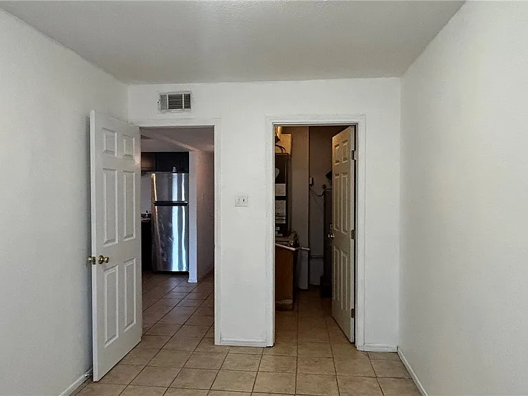 1004 Austin St #9 — Photo 19