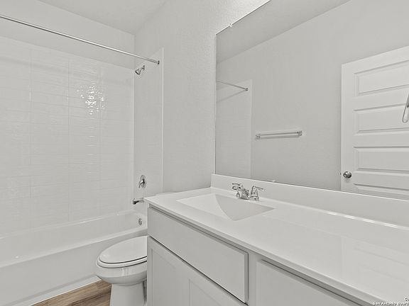 3rd image of 29783 Slate Creek