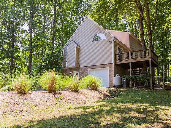 5th image of 209 Cascade Ct
