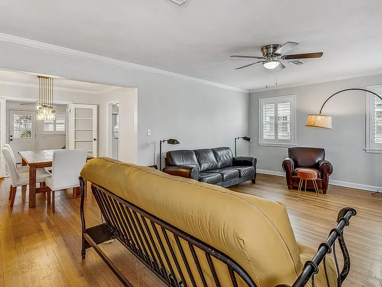 1812 E Avery St — Photo 8