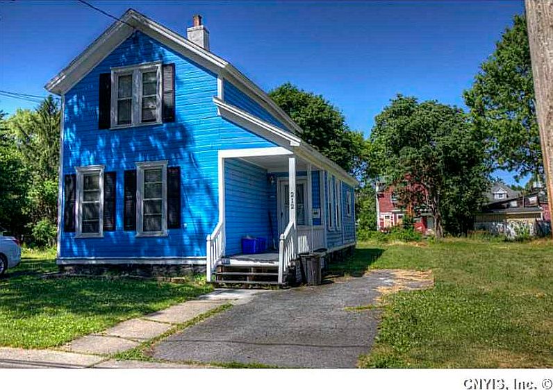 1st image of 212 Hudson St