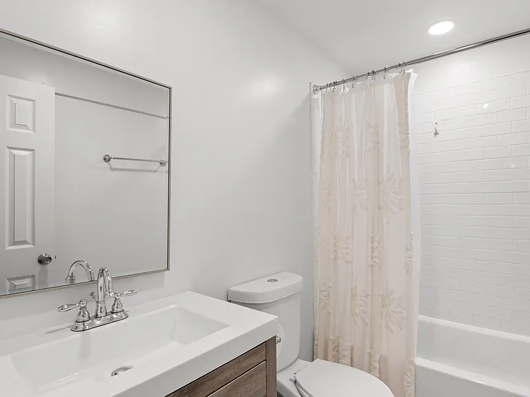 2421 Noyac Rd — Photo 38